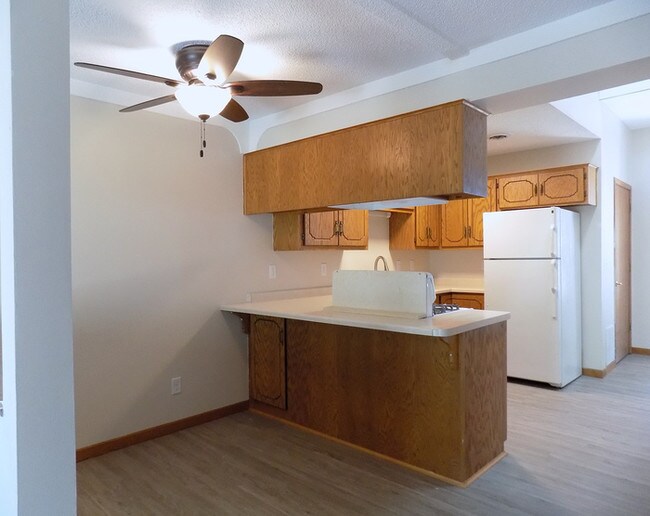Foto del edificio - 159 Riverview Dr
