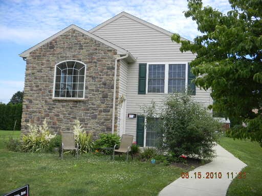 Primary Photo - 2281 S 12th St