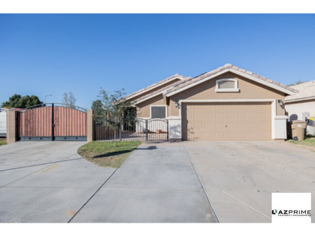 Building Photo - Charming 3/2 Goodyear Home!