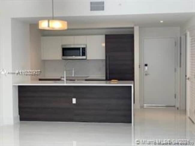 Building Photo - 301 Altara Ave