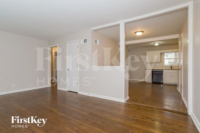 Building Photo - 6417 N Campbell St