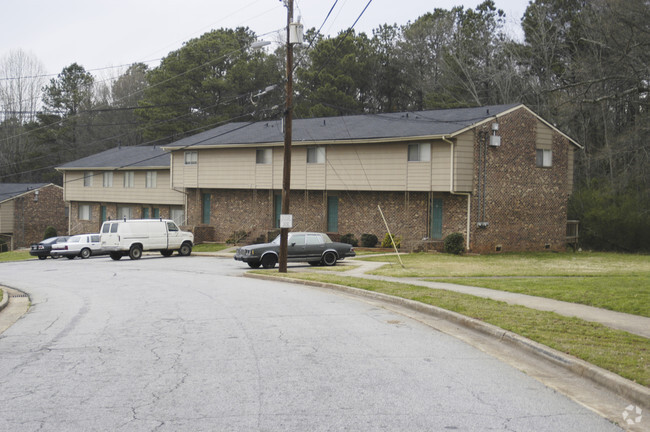 Building Photo - Highland Apartments