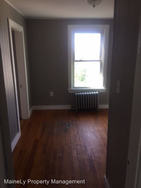 Primary Photo - 52 Myrtle St