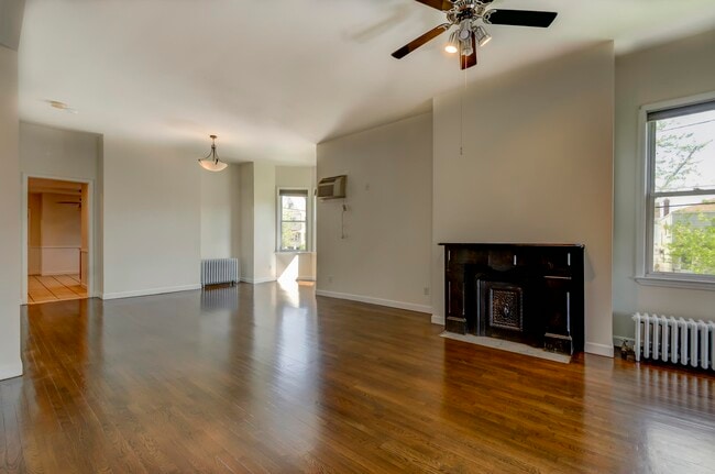 Foto del edificio - 447 Ave E