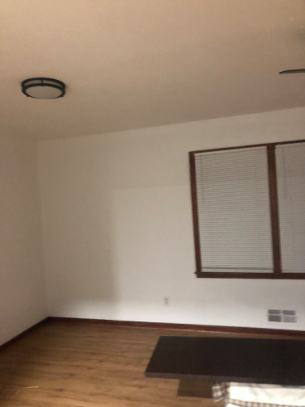 Foto del edificio - 186 Zelma St SW