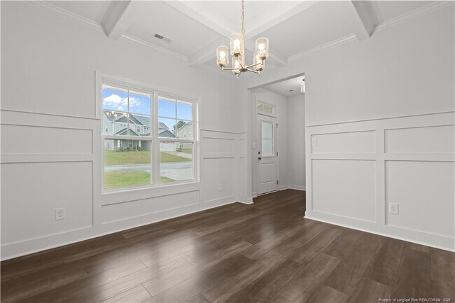 Building Photo - 4616 Scenic Pines Dr