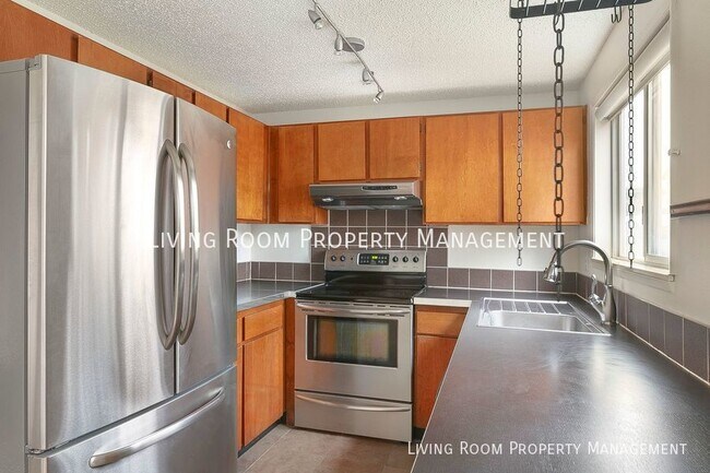 Foto del edificio - Perfectly Located Duplex with Private Back...