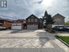 Building Photo - 5404 Heritage Hills Blvd