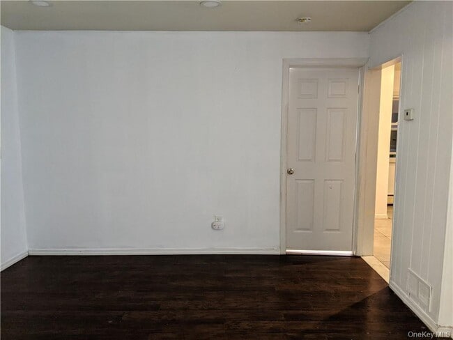 Foto del edificio - 1426 US-9W