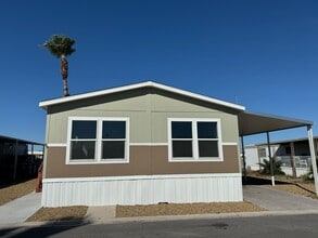 Building Photo - 2627 S Lamb Blvd