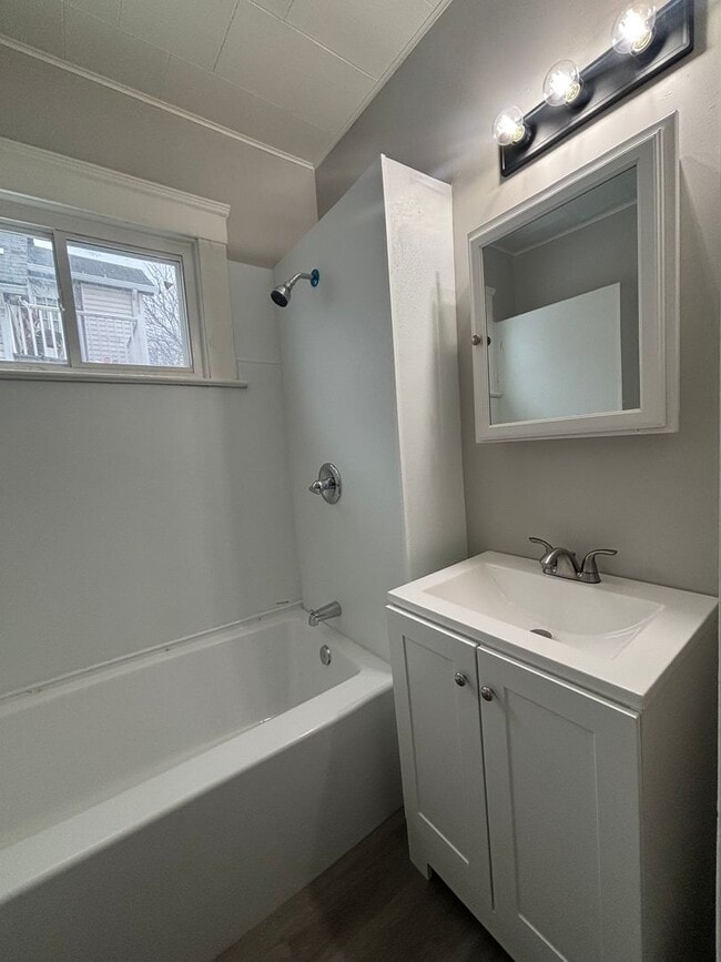 Building Photo - 50th,W.3543