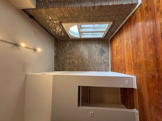 Foto del edificio - 1451 W Augusta Blvd