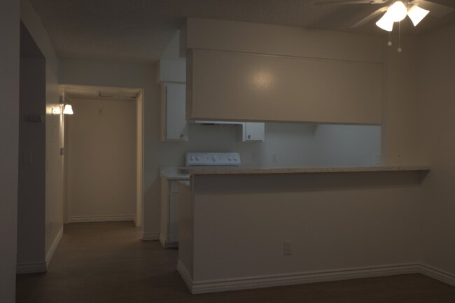 Foto del edificio - 13950 Foothill Blvd