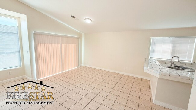 Building Photo - 7322 Cupio St