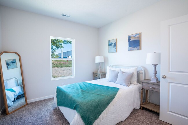 Building Photo - Brand new 4 bedroom home - Mount Vernon