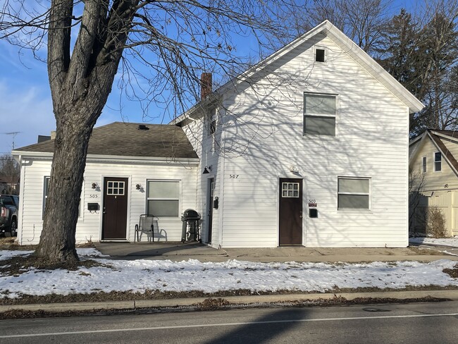 Building Photo - 507 E Michigan St