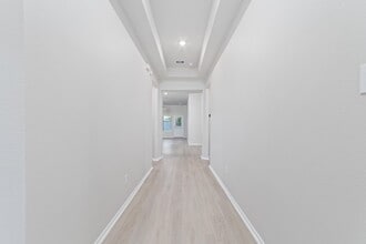 Building Photo - 20231 Moonlight Falls Ct