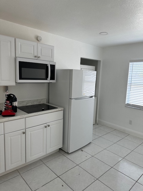 Building Photo - 2453 Sable Dr