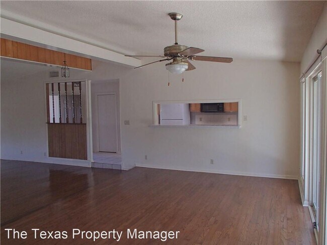 Foto del edificio - 3 br, 2 bath House - 708 Oak Crest