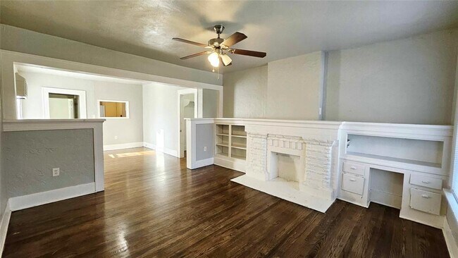 Foto del edificio - 1312 NW 12th St