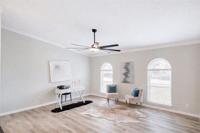 Foto del edificio - 1208 Crestwood Ct