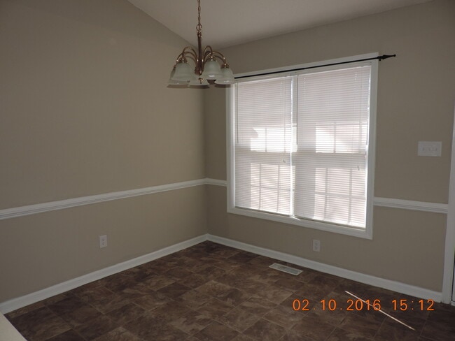 Building Photo - 1620 Blaire St