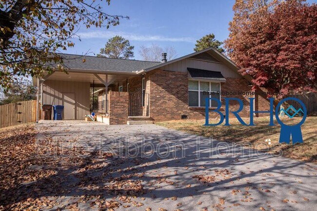 Foto del edificio - 501 Idlewood Ln