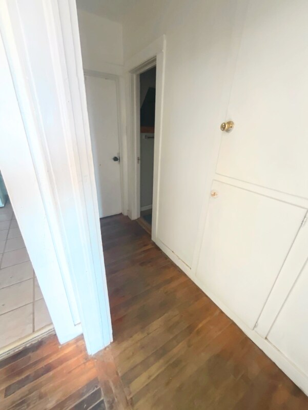 Foto del edificio - 1205 E 13th St