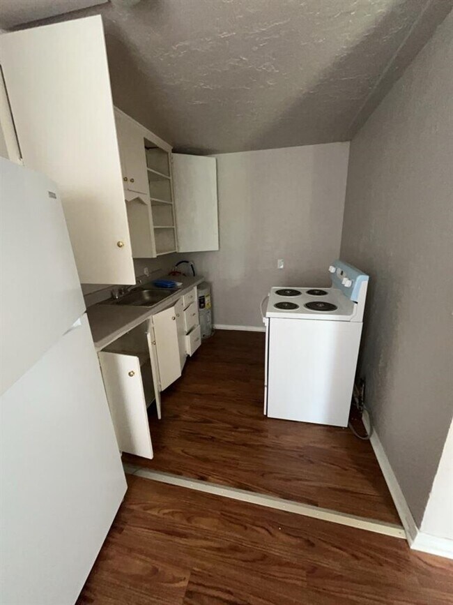 Foto del edificio - 410 SW 14th St