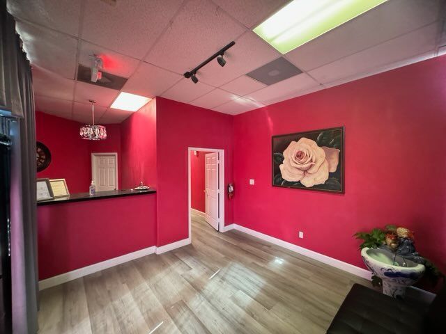 Building Photo - 1550 E Tropicana Ave