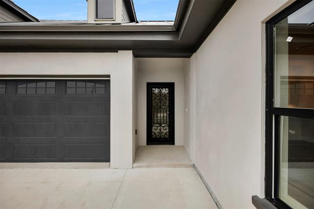 Building Photo - 407 Dallas St