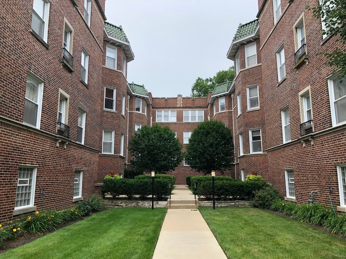 Primary Photo - 1226 Elmwood Ave
