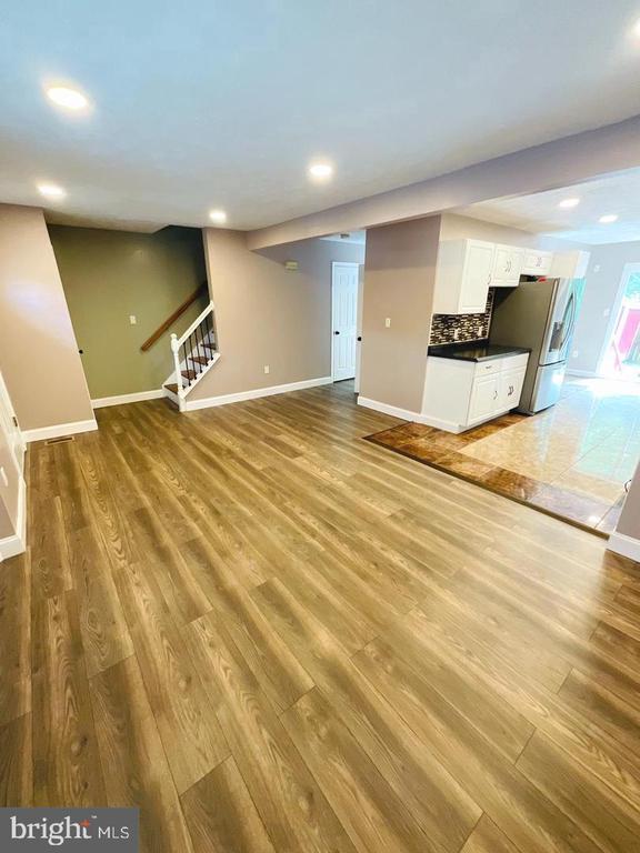 Building Photo - 404 Potomac Hills Dr