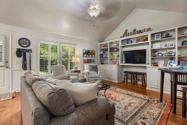 Foto del edificio - 2 Bedroom 2 Bath duplex in Auburn Now Available!