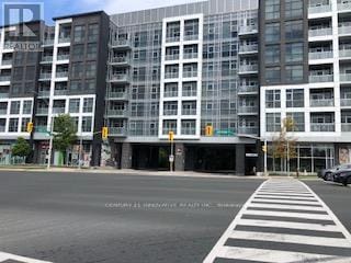 Building Photo - 8763-8763 Bayview Ave