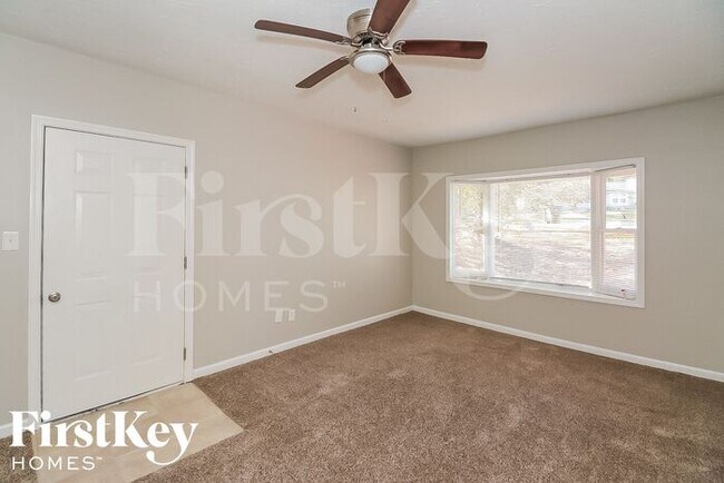 Building Photo - 120 Buck Creek Ct