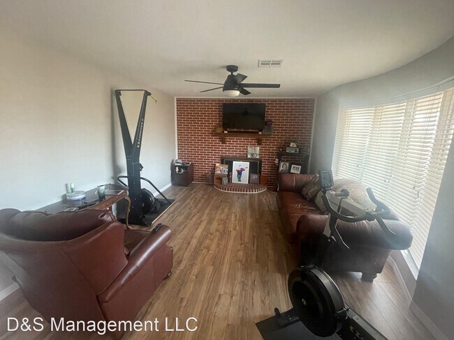 Building Photo - 3 br, 2 bath House - 1508 SW 87th Street
