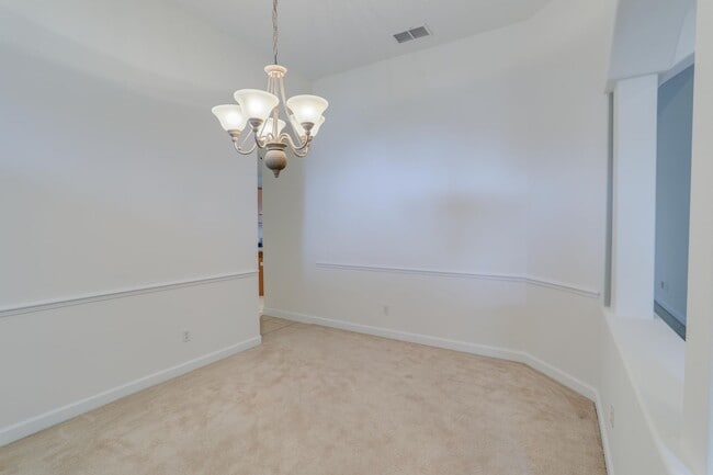 Building Photo - 2673 Migliara Lane - LO