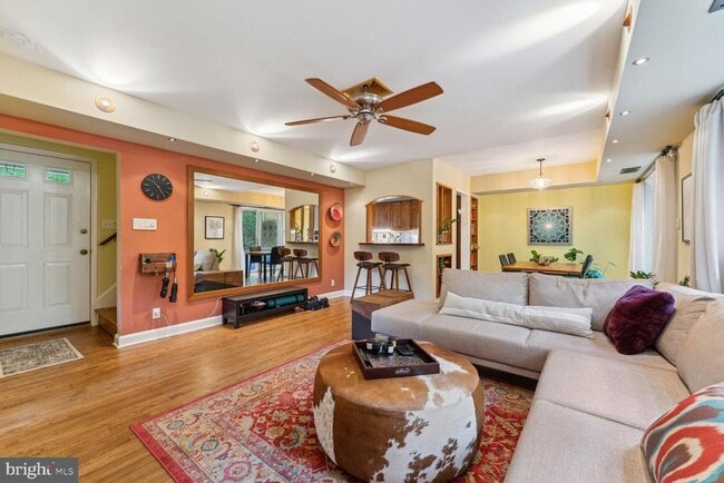 Building Photo - 8532 Geren Rd