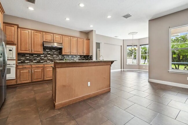 Foto del edificio - 824 Islebay Dr