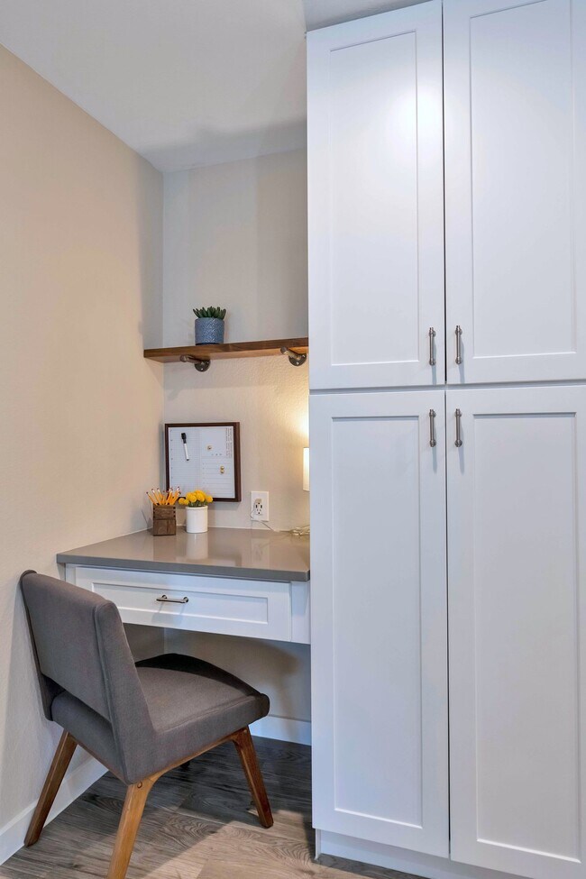 Tatum Place 16801 N 49th St Scottsdale, AZ