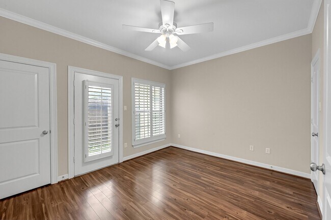 Building Photo - 1204 Cohn St