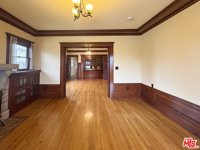 Foto del edificio - 1123 Marion Ave