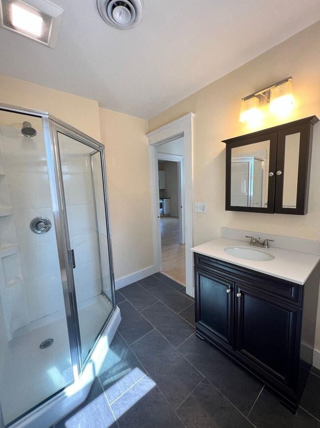 Photo - 33 Pine St Apartment