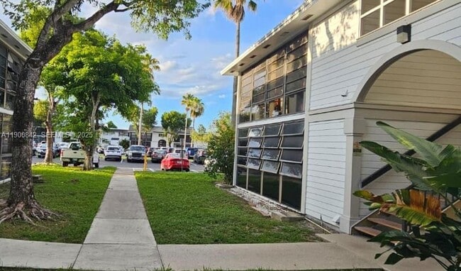 Building Photo - 18965 NW 62nd Ave