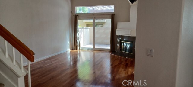 Building Photo - 536 S Hollydale Ln