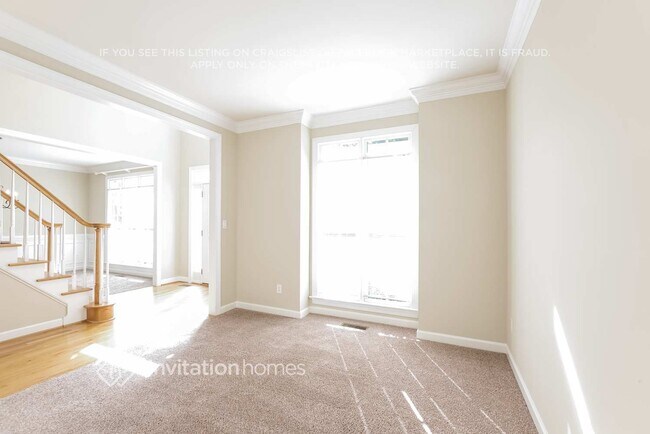 Foto del edificio - 419 Belvedere Ln