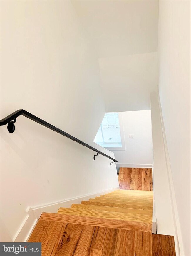 Foto del edificio - 211 W Norris St