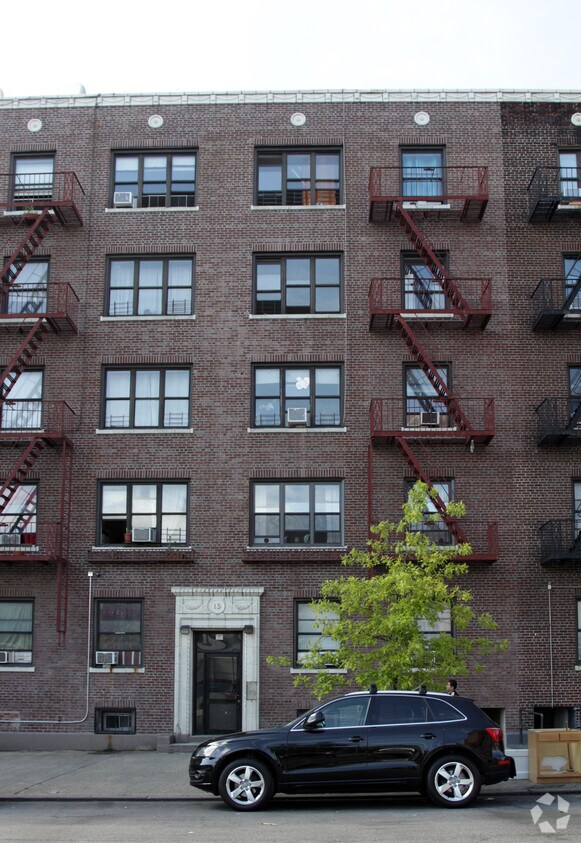13 - 15 Vermilyea Ave - 13-15 Vermilyea Ave
