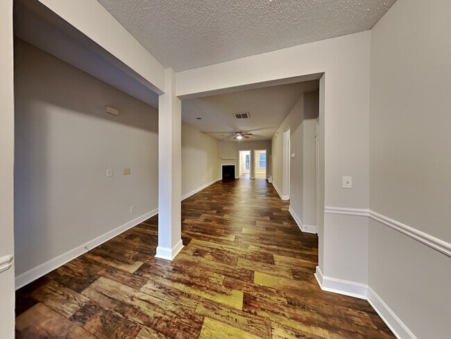 Foto del edificio - 360 Dressage Ct